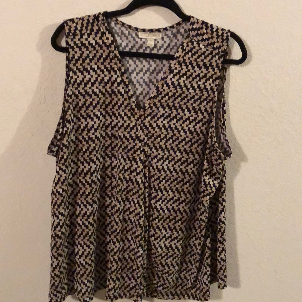 Dana Buchman 2x sleeveless blouse